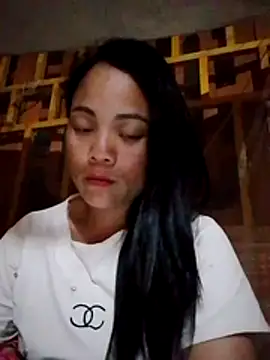 Snapshot of molly-xx chatting on May 9, 3:50 pm molly-xx online show from May 9, 3:50 pm