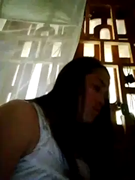 Snapshot of molly-xx chatting on May 16, 2:52 am molly-xx online show from May 16, 2:52 am