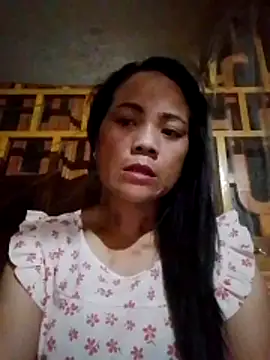 Snapshot of molly-xx chatting on May 20, 8:26 pm molly-xx online show from May 20, 8:26 pm