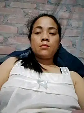 Snapshot of molly-xx chatting on June 22, 6:49 pm molly-xx online show from June 22, 6:49 pm