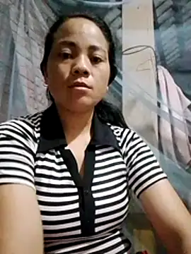 Snapshot of molly-xx chatting on July 18, 11:30 pm molly-xx online show from July 18, 11:30 pm