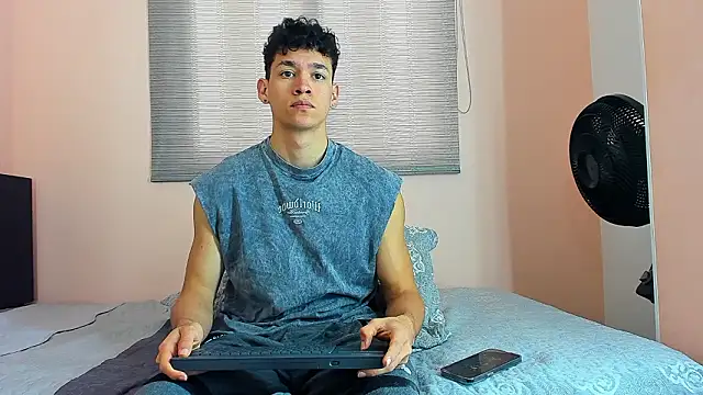 Muscle  Myke online show from March 17, 12:19 pm