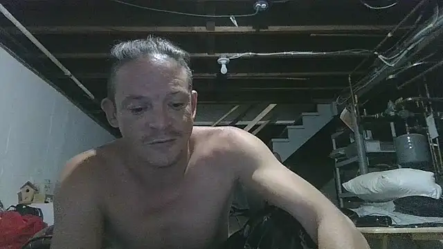 Snapshot of ShadowLove85 chatting on July 11, 3:09 am ShadowLove85 online show from July 11, 3:09 am