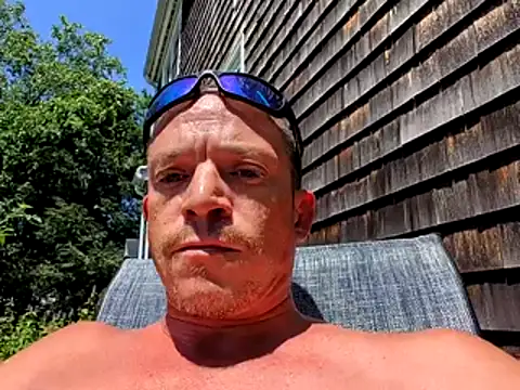 Snapshot of ShadowLove85 chatting on July 20, 4:09 pm ShadowLove85 online show from July 20, 4:09 pm