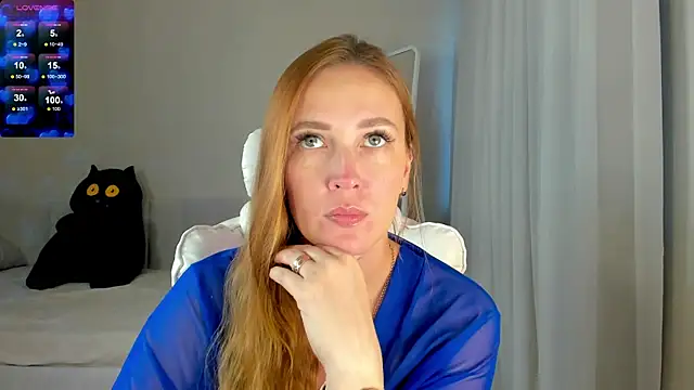 Snapshot of she_wolf chatting on June 9, 1:56 pm she wolf online show from June 9, 1:56 pm