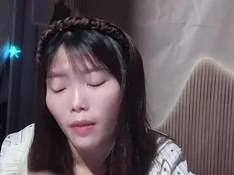 Girl-crazy1 online show from March 8, 9:18 pm