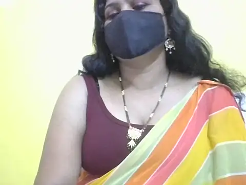 anu-reddyy online show from April 27, 5:05 am