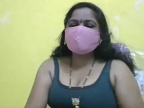 Snapshot of anu-reddyy chatting on May 10, 4:39 am anu-reddyy online show from May 10, 4:39 am