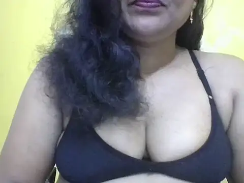 Snapshot of anu-reddyy chatting on May 25, 4:40 am anu-reddyy online show from May 25, 4:40 am