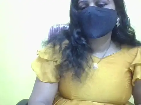Snapshot of anu-reddyy chatting on June 14, 4:58 am anu-reddyy online show from June 14, 4:58 am