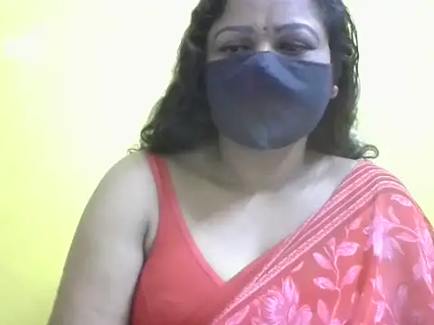 Snapshot of anu-reddyy chatting on July 24, 12:52 am anu-reddyy online show from July 24, 12:52 am