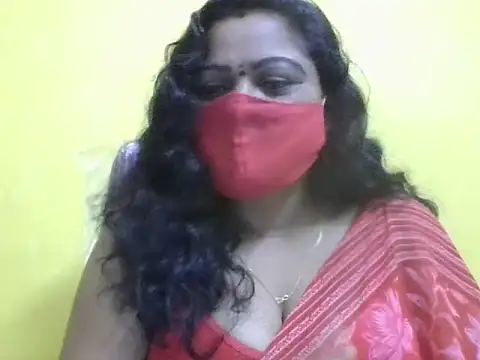 Snapshot of anu-reddyy chatting on July 30, 8:24 am anu-reddyy online show from July 30, 8:24 am
