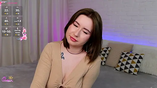 Snapshot of Emily__Bliss chatting on March 27, 7:24 pm Emily Bliss online show from March 27, 7:24 pm