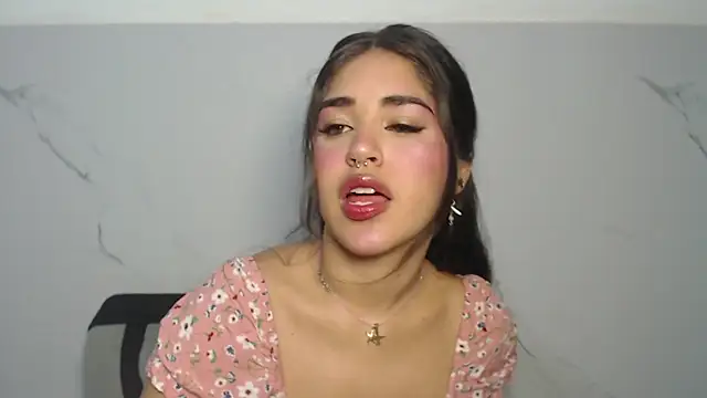 melodyphillips 2  online show from May 11, 7:36 am