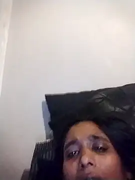 Baby P online show from May 4, 6:37 pm