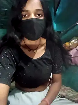 Snapshot of Desi_Couple_P chatting on April 12, 12:15 am Desi Couple P online show from April 12, 12:15 am