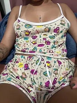 LissPerolaa online show from June 12, 6:34 am