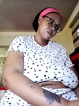 ShantelBootyBoobs online show from April 27, 2:26 pm