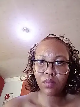 ShantelBootyBoobs online show from June 9, 7:53 am