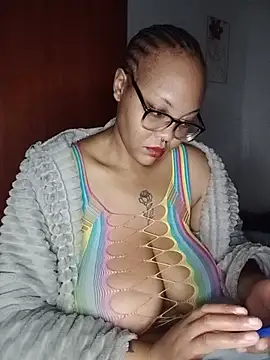 ShantelBootyBoobs online show from July 16, 11:11 pm
