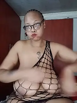 ShantelBootyBoobs online show from July 17, 11:39 am