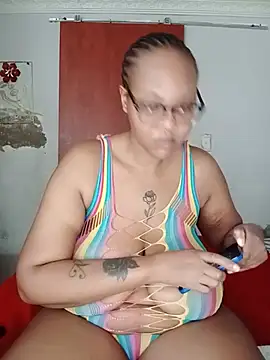 ShantelBootyBoobs online show from July 21, 10:06 am