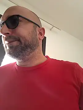 Snapshot of cetriolino chatting on May 4, 5:36 am cetriolino online show from May 4, 5:36 am