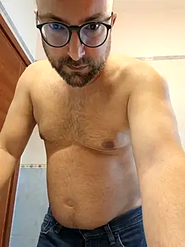 Snapshot of cetriolino chatting on May 16, 9:17 am cetriolino online show from May 16, 9:17 am