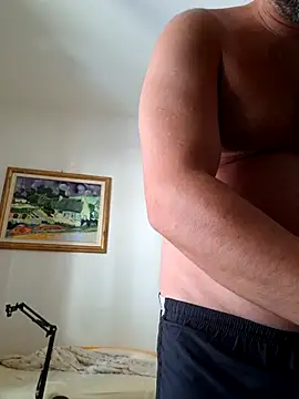 Snapshot of cetriolino chatting on May 16, 1:32 pm cetriolino online show from May 16, 1:32 pm