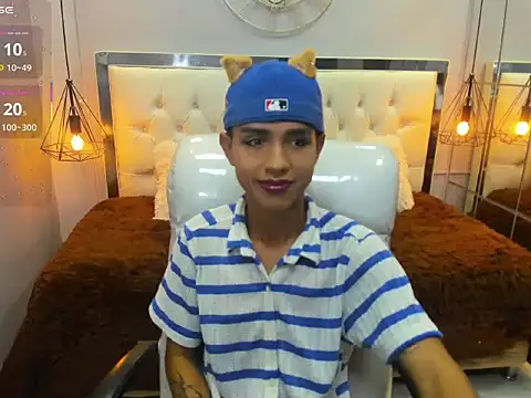 alexking 2 online show from February 12, 3:51 pm