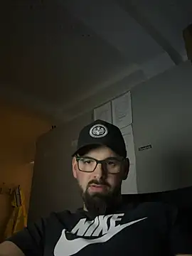 xxxsharkexxx online show from February 12, 8:15 pm