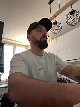 xxxsharkexxx online show from February 23, 11:40 am