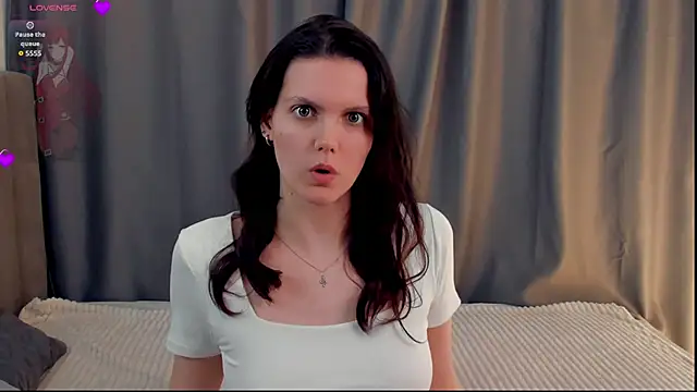 Snapshot of AnnettWildin chatting on March 9, 9:13 am AnnettWildin online show from March 9, 9:13 am