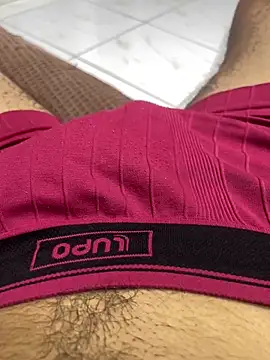 Snapshot of lopes22246 chatting on April 8, 1:38 am lopes22246 online show from April 8, 1:38 am