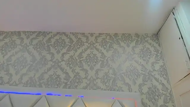 HollyOlson online show from July 11, 12:08 pm