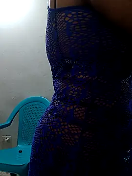 honey-suckle online show from February 18, 6:48 pm