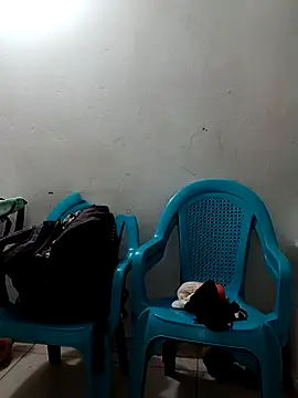 honey-suckle online show from March 2, 5:31 pm