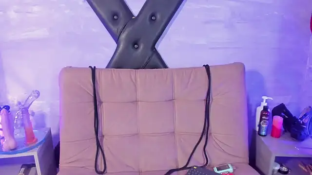 gaiia uwu online show from February 23, 3:09 pm