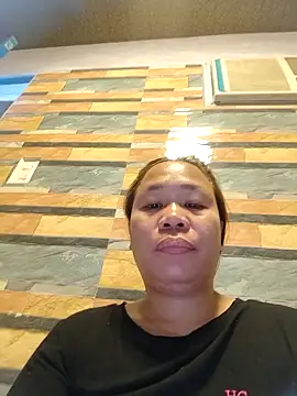 Snapshot of squirtshantal chatting on October 28, 12:25 am squirtshantal online show from October 28, 12:25 am