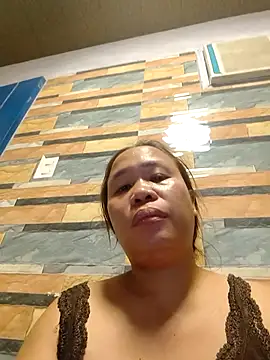 Snapshot of squirtshantal chatting on November 4, 11:31 am squirtshantal online show from November 4, 11:31 am