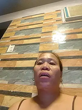 Snapshot of squirtshantal chatting on November 8, 4:18 pm squirtshantal online show from November 8, 4:18 pm