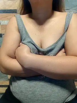 Snapshot of squirtshantal chatting on November 14, 1:26 am squirtshantal online show from November 14, 1:26 am