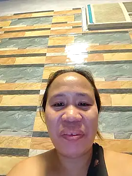 Snapshot of squirtshantal chatting on November 25, 9:09 am squirtshantal online show from November 25, 9:09 am