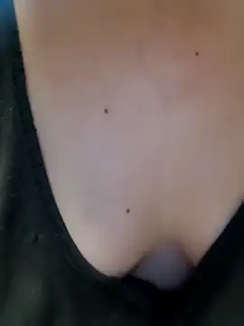 Snapshot of squirtshantal chatting on November 25, 10:10 pm squirtshantal online show from November 25, 10:10 pm