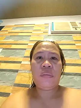 Snapshot of squirtshantal chatting on November 26, 10:49 am squirtshantal online show from November 26, 10:49 am