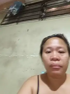 Snapshot of squirtshantal chatting on July 8, 10:58 pm squirtshantal online show from July 8, 10:58 pm