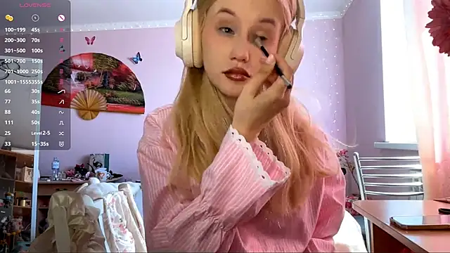 MelissaZaria online show from May 3, 6:41 am