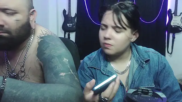 Snapshot of Tattoo__Couple chatting on March 5, 5:58 am Tattoo Couple online show from March 5, 5:58 am