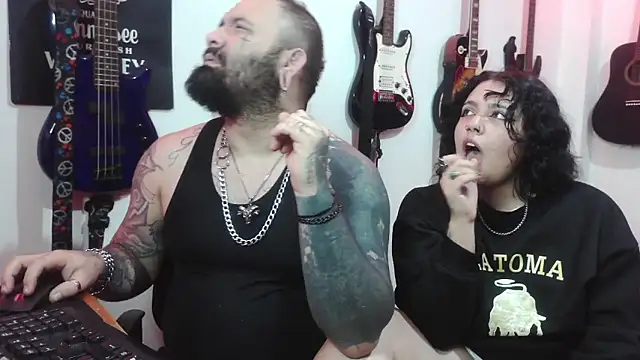 Snapshot of Tattoo__Couple chatting on March 14, 4:40 am Tattoo Couple online show from March 14, 4:40 am