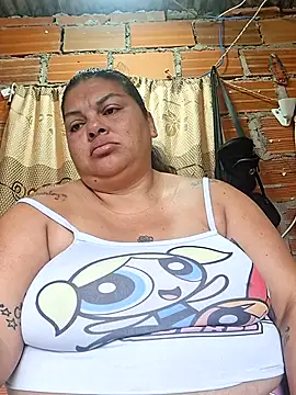 Snapshot of Juli_Powl chatting on July 14, 1:17 pm Juli Powl online show from July 14, 1:17 pm